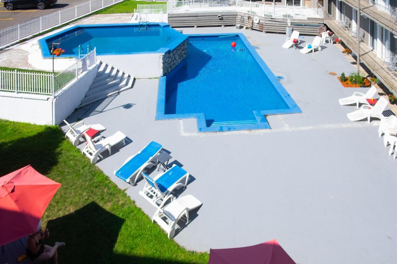 Hotel Le Principal Granby Kültér fotó
