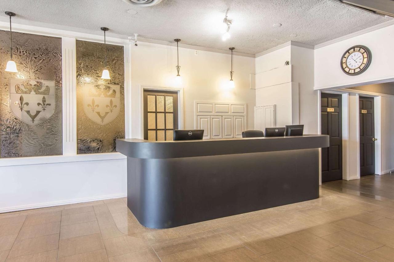 Hotel Le Principal Granby Kültér fotó